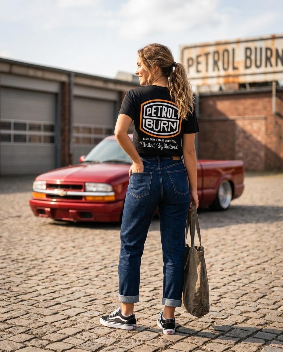 OG Badge Black / Essentials