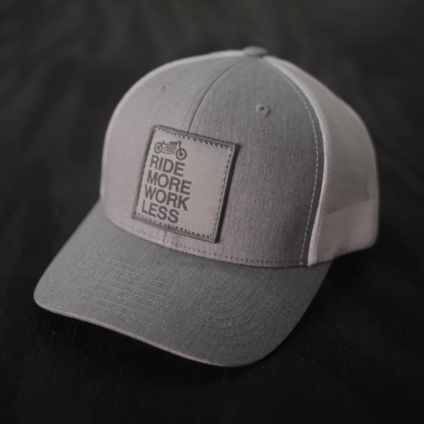 R.M.W.L. Curved Gray/White