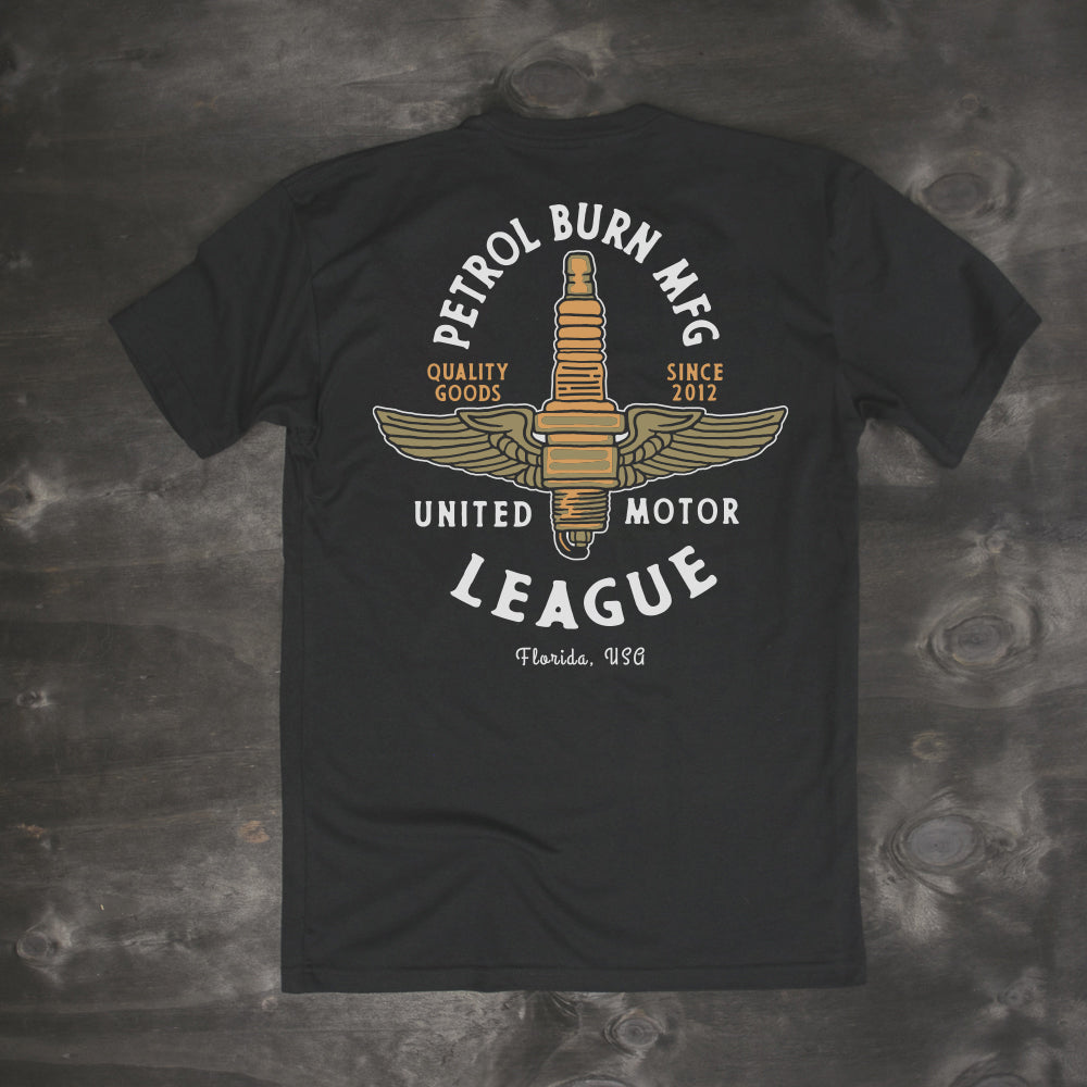 UML Plug Black