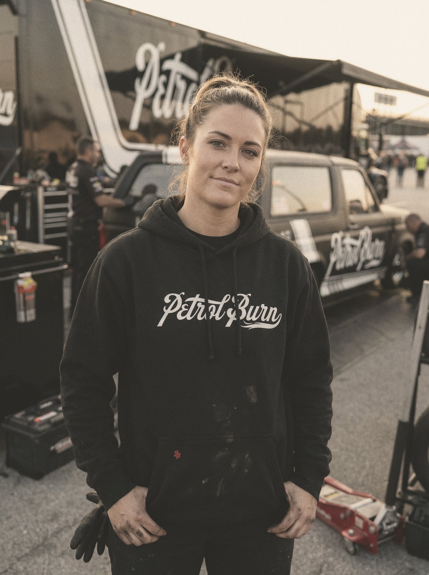 Burn Logo Pullover / Essentials